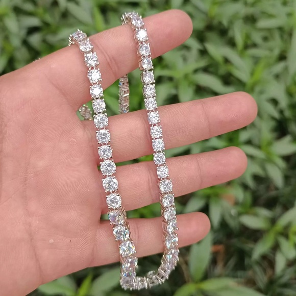 18k 75ct Tennis Necklace - Picture 3 of 15